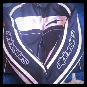 Ladies motorcycle jacket